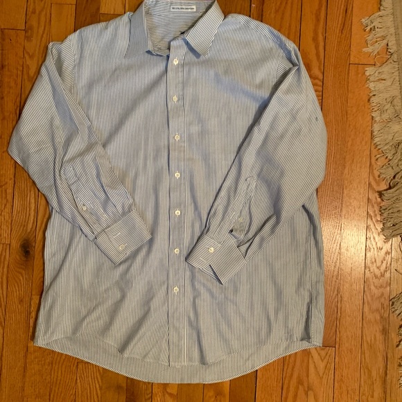 EUC | Burberry’s Men’s Dress Shirt - Picture 4 of 5